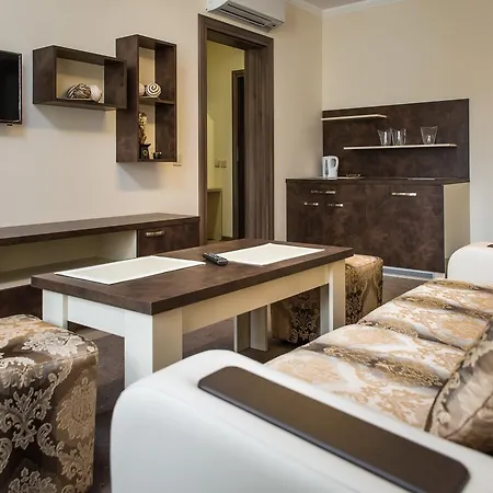 Hotell Emmar 3*