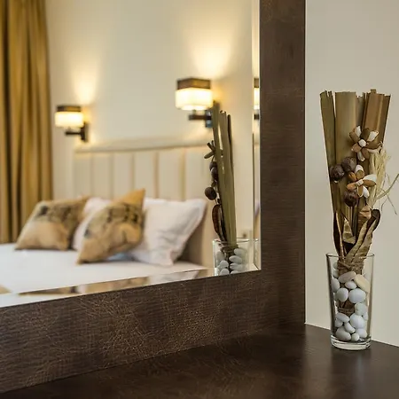Hotell Emmar 3*